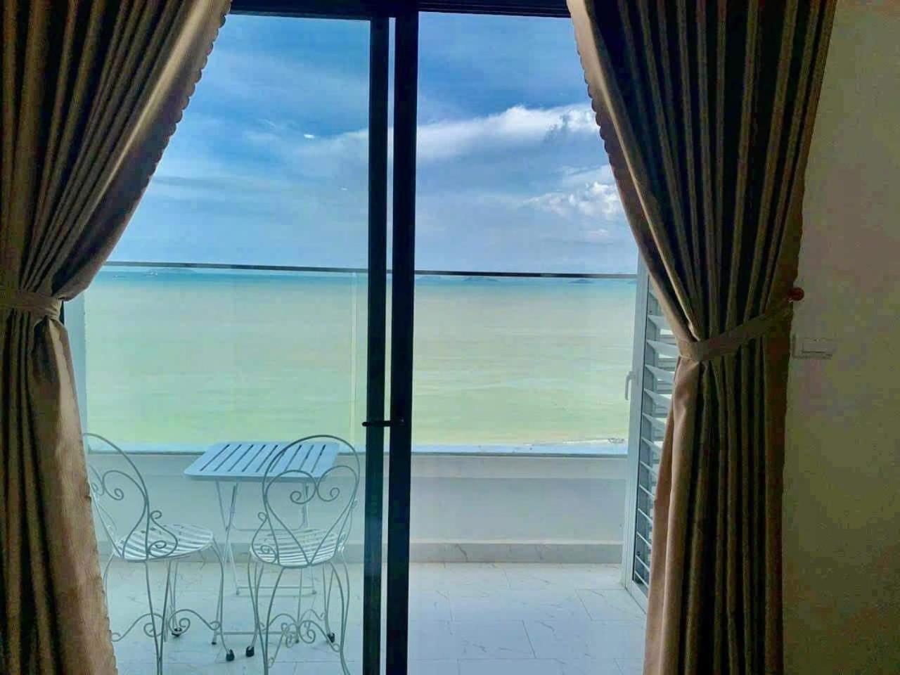 Song Suoi Quy Nhon Beachfront Apartment Bagian luar foto
